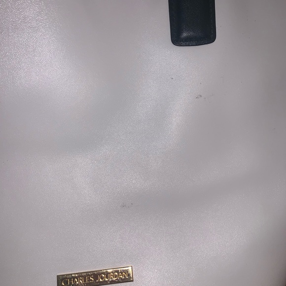 Charles Jourdan White & black bag w/yellow accent - Picture 3 of 4